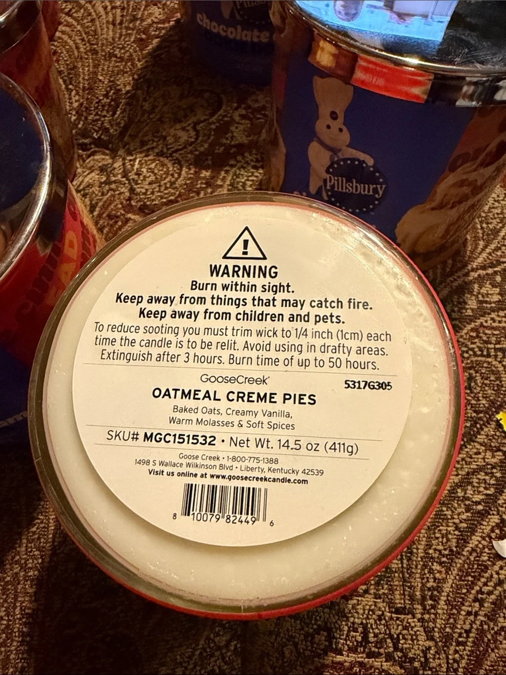 Goose Creek Oatmeal Creme Pies Scented Candle - Red & White
